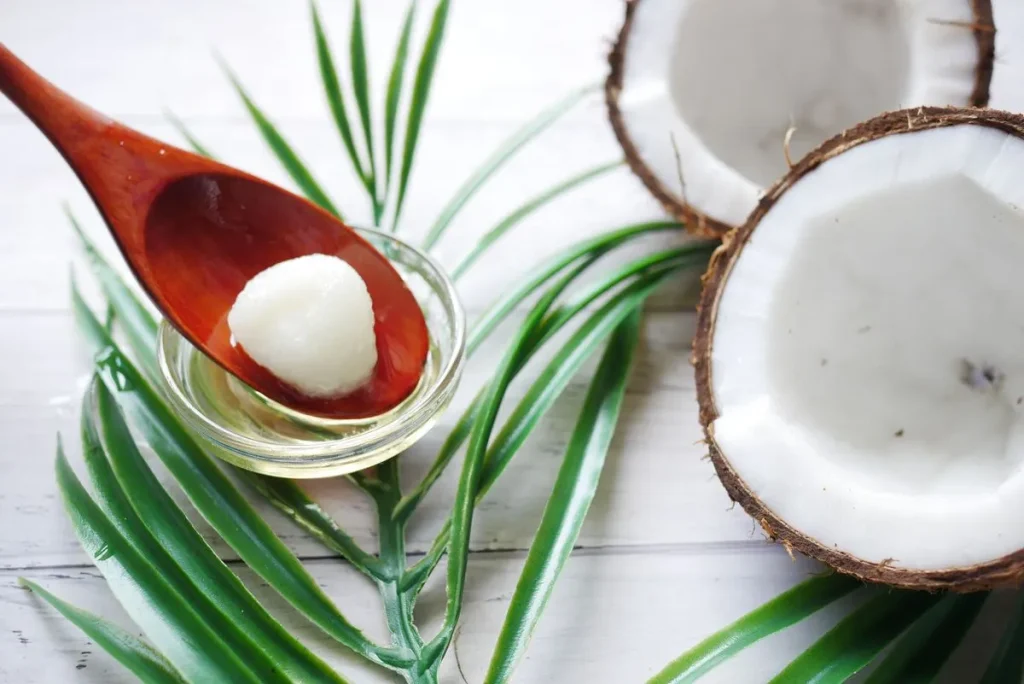 Como usar óleo de coco no cabelo para queda?