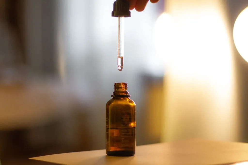 Óleo de jojoba: para que serve e como usar?